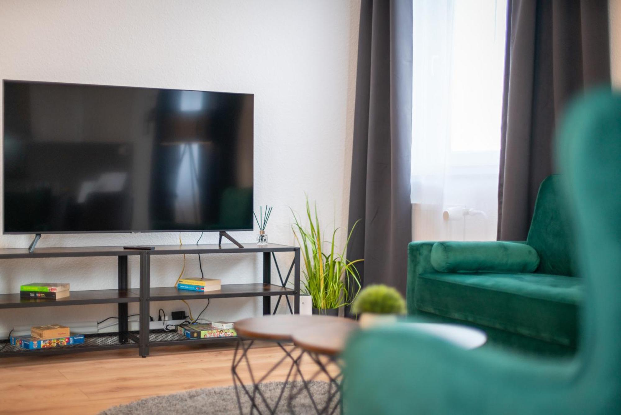 Free Living - City Design Apartments, Zentrum, Outlet, Balkon, Kueche ولفسبورج المظهر الخارجي الصورة