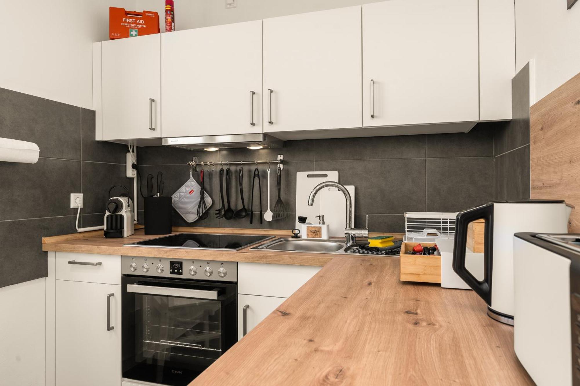 Free Living - City Design Apartments, Zentrum, Outlet, Balkon, Kueche ولفسبورج المظهر الخارجي الصورة