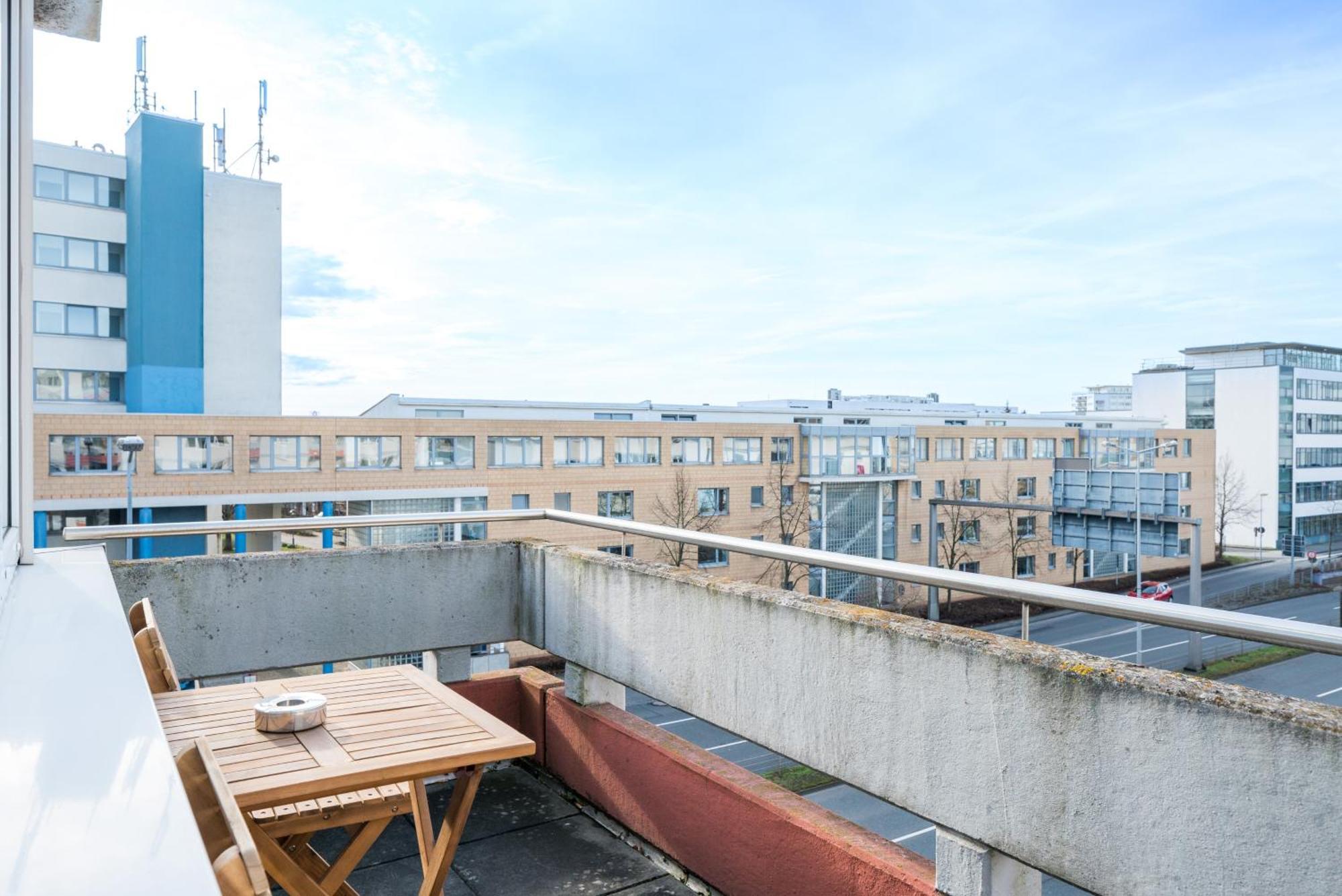 Free Living - City Design Apartments, Zentrum, Outlet, Balkon, Kueche ولفسبورج المظهر الخارجي الصورة